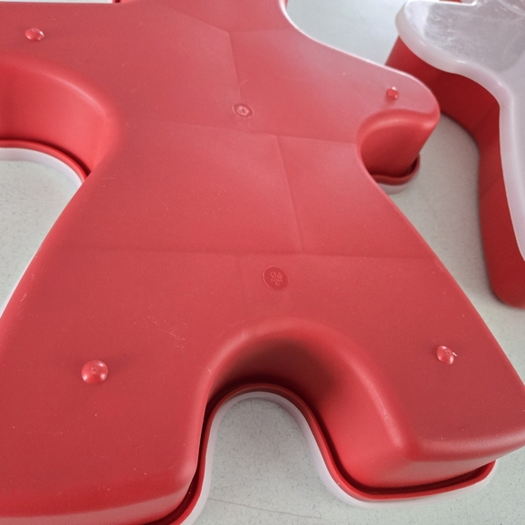 Gingerbread Man Storage Container Lot Of 2 - Picture 4 of 6